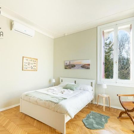 Vittoria Apartments: Viale Dante Виченца Экстерьер фото